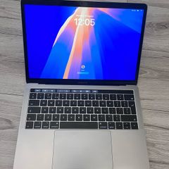 Macbook Pro A1706 3.3i7,16gb ram, 500gb ssd