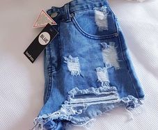 Boohoo Ripped Mom Shorts - Size 8