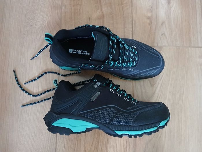 Mountain Warehouse Women's Waterproof Running Shoes, size 5, new (but tried on)