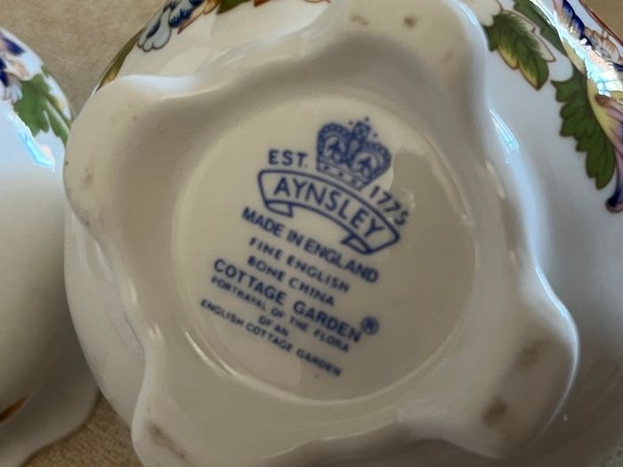 Aynsley Bone China Creamer & Sugar Bowl