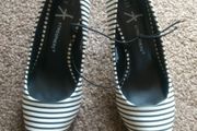 Blk/White Court Shoes