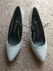 Blk/White Court Shoes