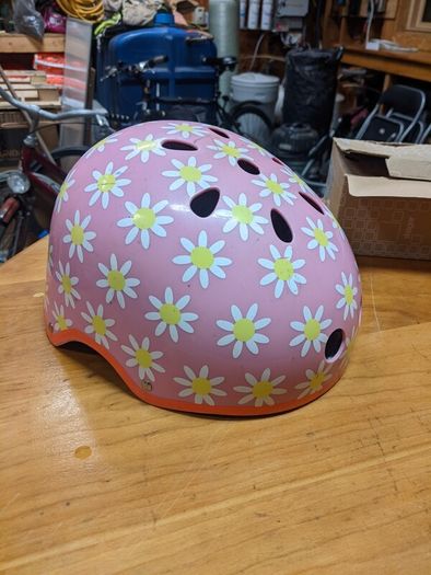 girls cycling