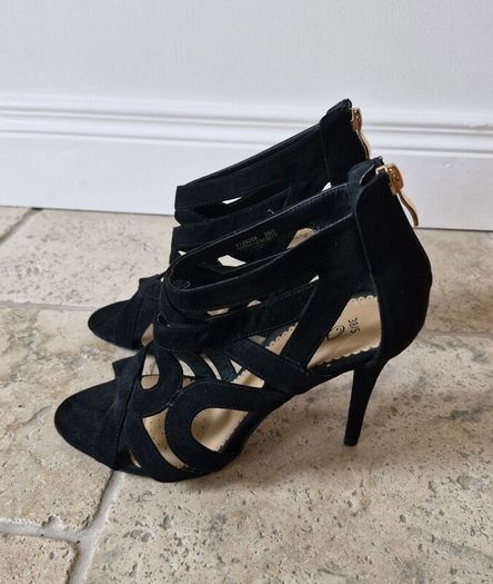 Black sandals