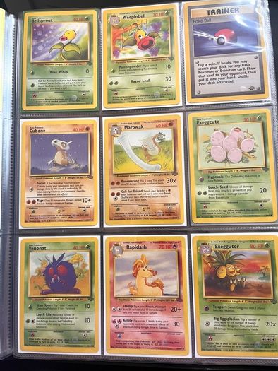 Lot of 21 original vintage Wizards of the Coast (WOTC) English Pokemon TCG cards from the 1999 Jungle and Base Set expansions.