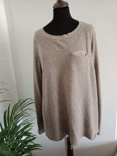 Peruzzi wool jumper blouse size 14