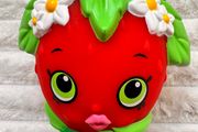 Shopkins Strawberry Kiss Colour Changing approx. 12 cm. Used Please see photos