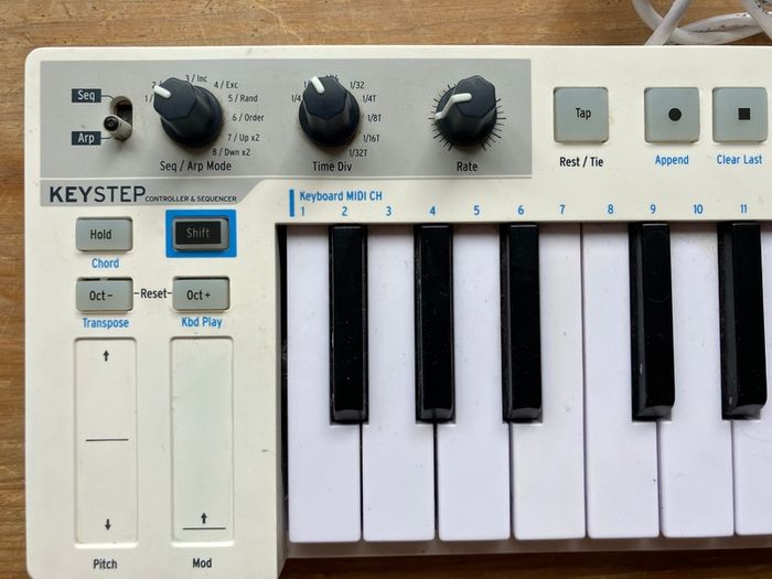 Arturia KeyStep MK1 32-Key White