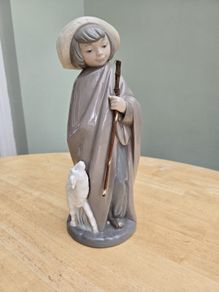 Large NAO By Lladro Figurine Shepherd & Lamb