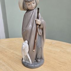 Large NAO By Lladro Figurine Shepherd & Lamb