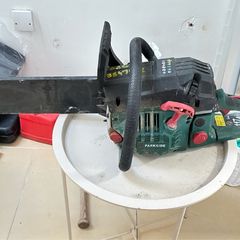 Chainsaw