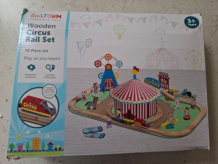 Wooden Circus Rail Set