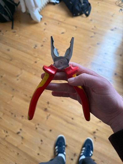 Knipex 160mm Pliers 1000v VDE