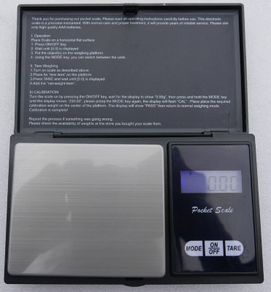Digital Pocket Scale in BLACK - 500g Electronics Precision Scale with Tare Function and LCD Display - Extreme Accuracy Weighing Scale for Coins, Jewellery, Gold
