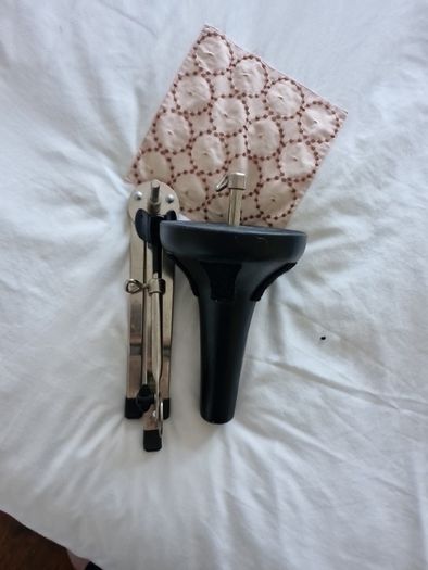 K&M French Horn Stand