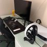 Samsung Odyssey g7 28" Image 3