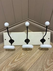 coat and hat rack