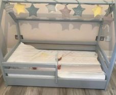 House bed toddler, slight damage on one piece but does not affect structure