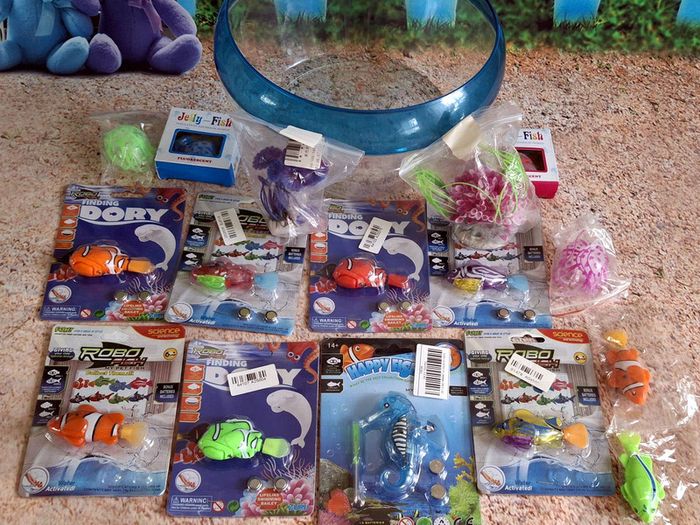Bundle - Aquarium Robo Fishes Jellyfishes Robo Seahorse Aqua Plants RF101