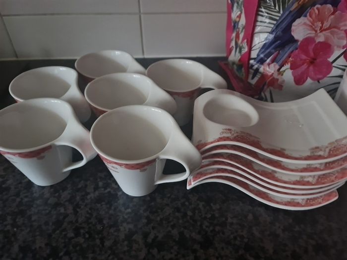 Tea cups