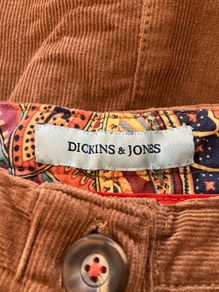 Dickens and Jones skirt