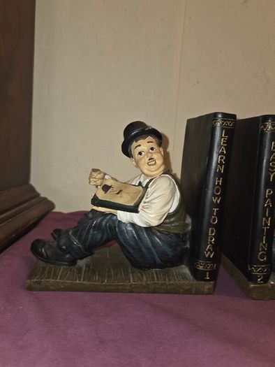 Laurel and Hardy bookends