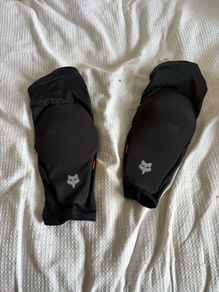 Fox Racing knee pads