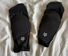 Fox Racing knee pads