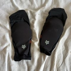 Fox Racing knee pads