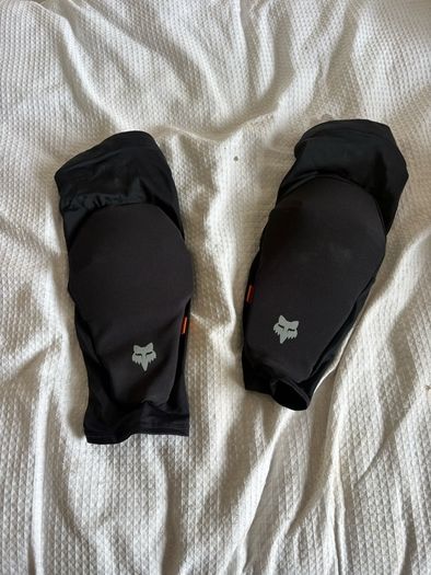 Fox Racing knee pads