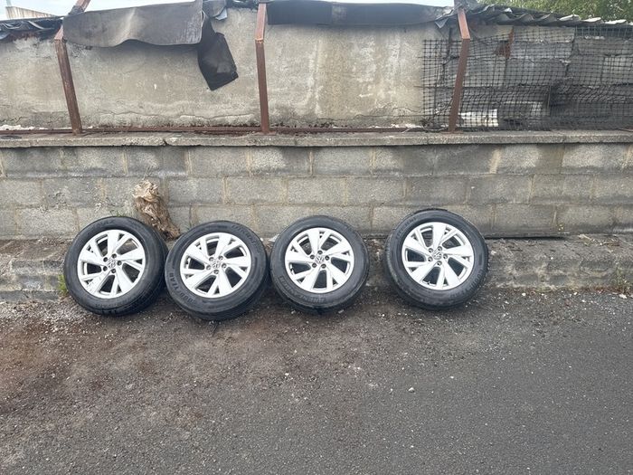 Volkswagen Tyres 205/60R16