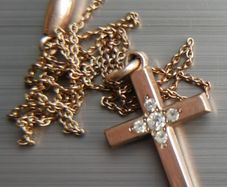 Antique Gold Plated  Cross Pendant Chain Necklace (antique chain clasp) length 17" - 4,7g