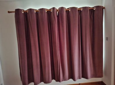Rose coloured curtains X 2 pairs