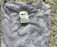 Nike tee M/137-146