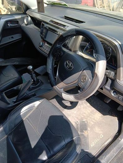 Breaking Toyota rav4 2014 diesel