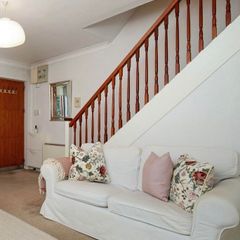 2-Seater Sofa, Cream, Excellent Condition
