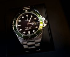 Steinhart Ocean 39 GREEN Diver Watch
