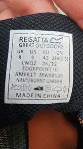 hiking boots size 8