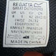 hiking boots size 8