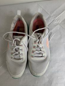 Trainers size uk nr 5. Europe size 37 in great condition