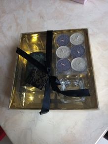 Candle,  6 Tea Lights & Tealight Holder.  B.N.W.T   In Original  Box.