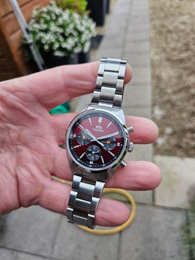 Watch Orient Neo 70' Calendar. Quartz.