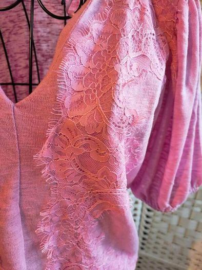 women's top