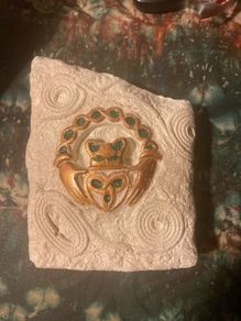 Irish stone Claddagh free postage