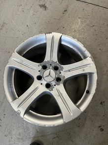Mercedes cls wheel