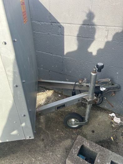 dog trailer
