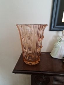 pink glass vase