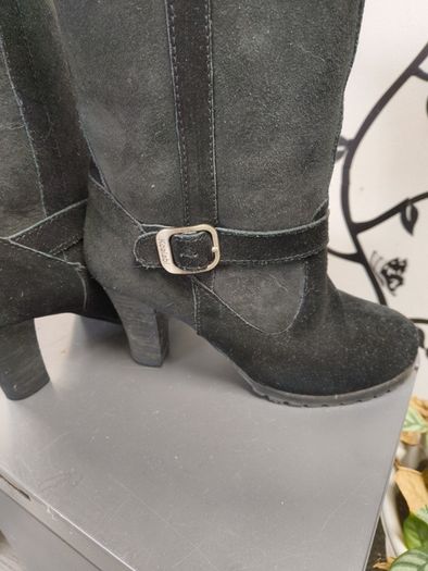 sheepskin boots