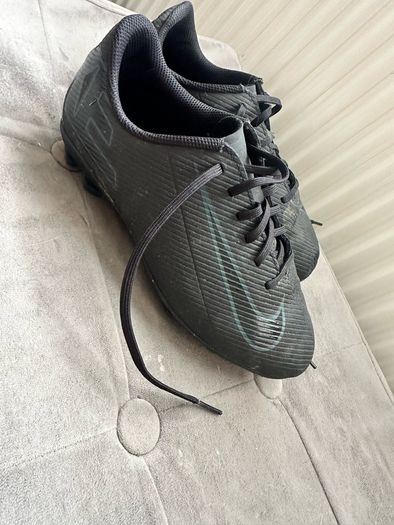 soccer shoes