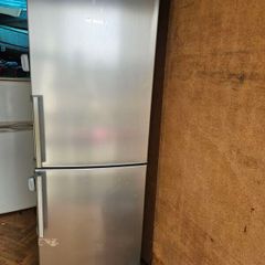 Fridge x4 freezer